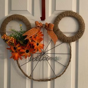 Fall Minnie Mouse Disney Wreath door decoration